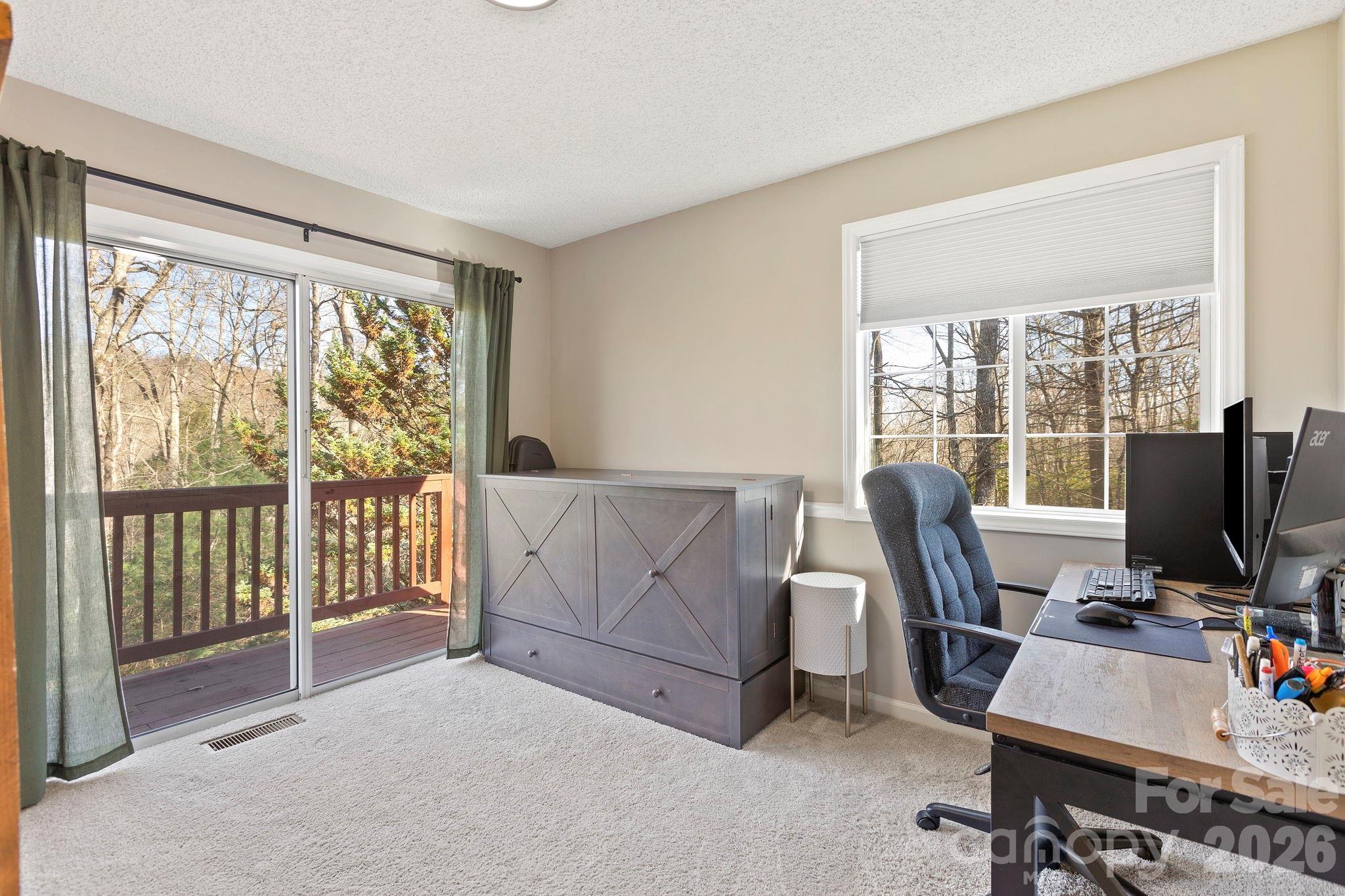 Single Family Residence at 124 Flat Creek Drive, Lake Toxaway, photo 6 of 37