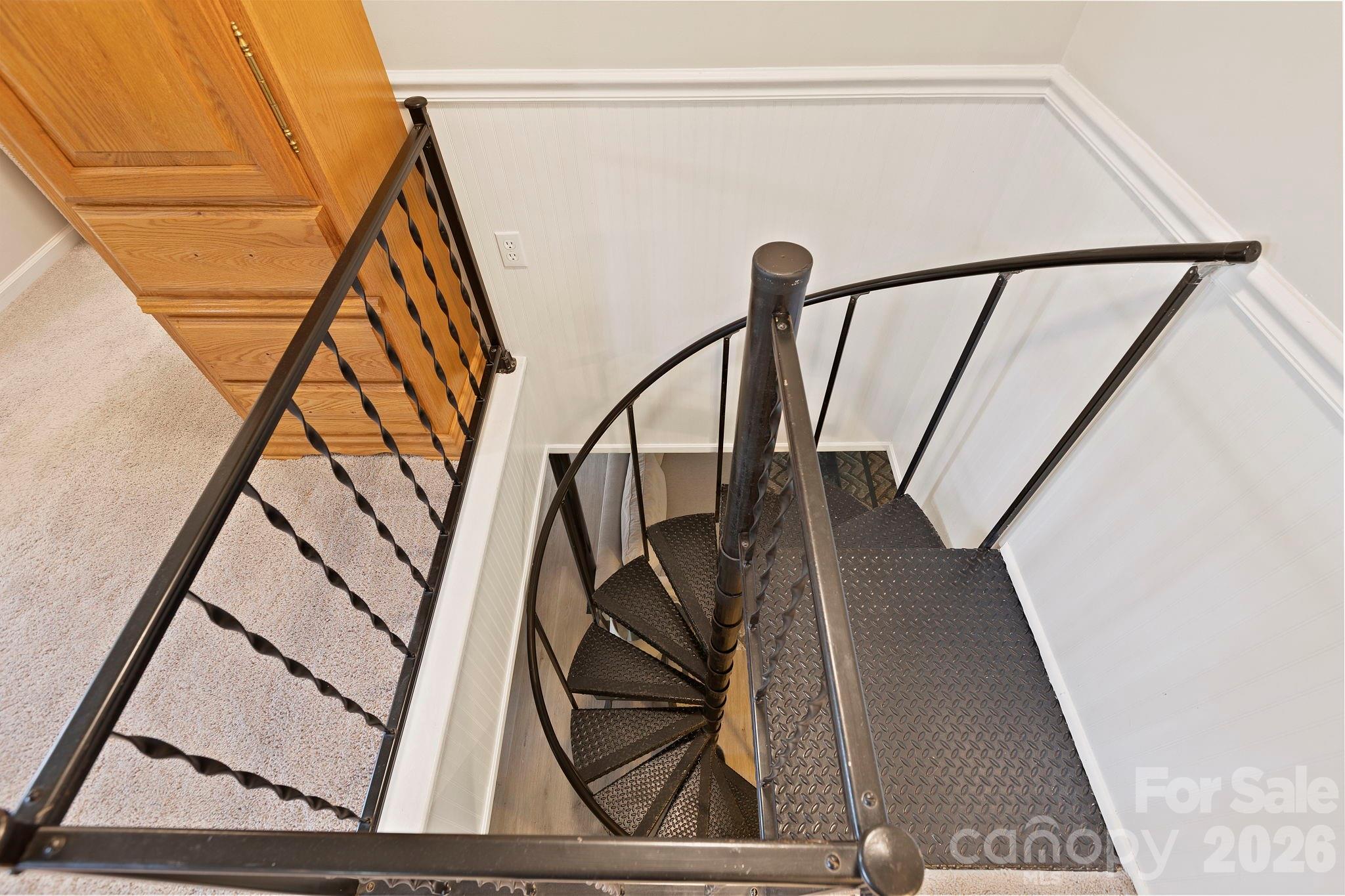 Single Family Residence at 124 Flat Creek Drive, Lake Toxaway, photo 10 of 37