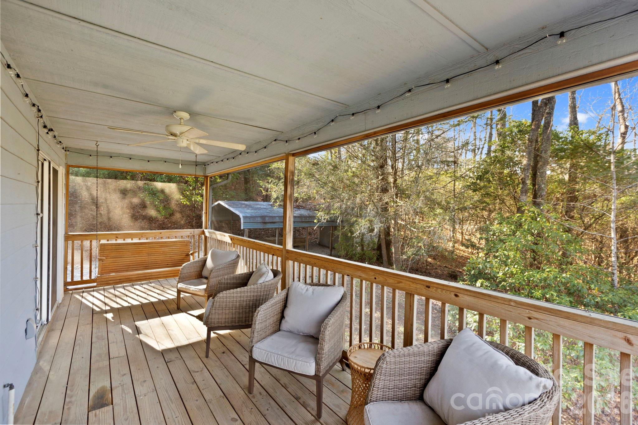 Single Family Residence at 124 Flat Creek Drive, Lake Toxaway, photo 19 of 37