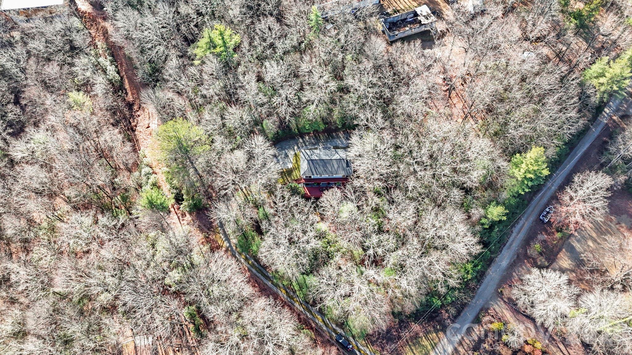 Single Family Residence at 124 Flat Creek Drive, Lake Toxaway, photo 21 of 37