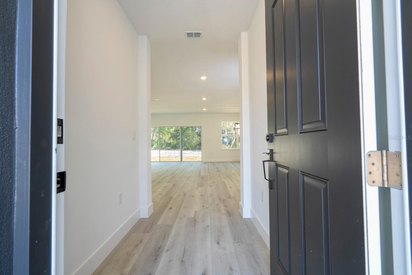 Single Family Residence at 1129 EDINBURGH ST, NORTH PORT, photo 3 of 45