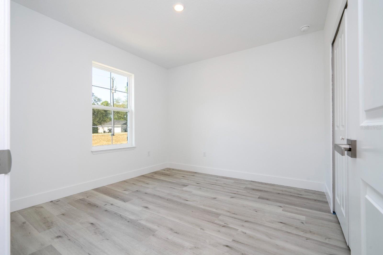 Single Family Residence at 1129 EDINBURGH ST, NORTH PORT, photo 34 of 45