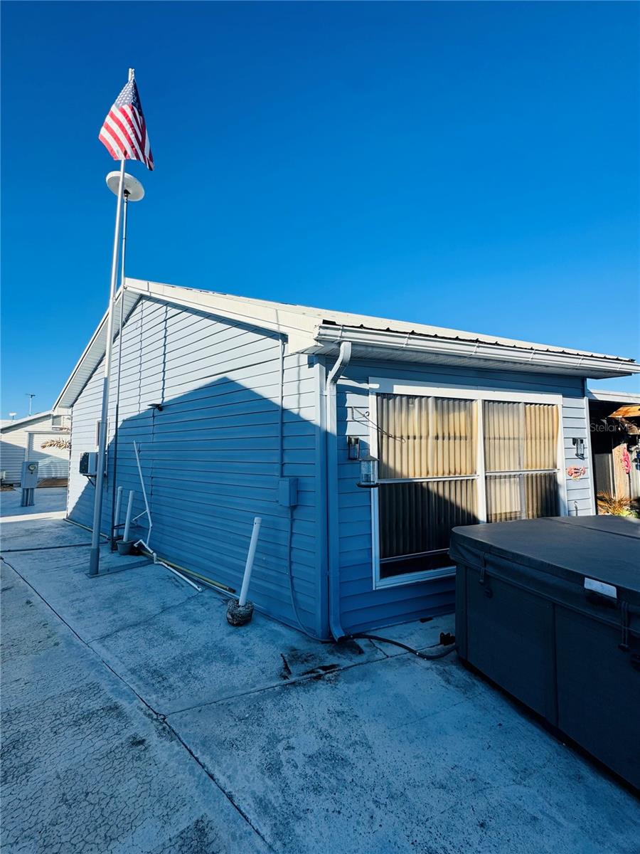 12 x 24 Approximately - 411 ST GEORGE DR, DAVENPORT