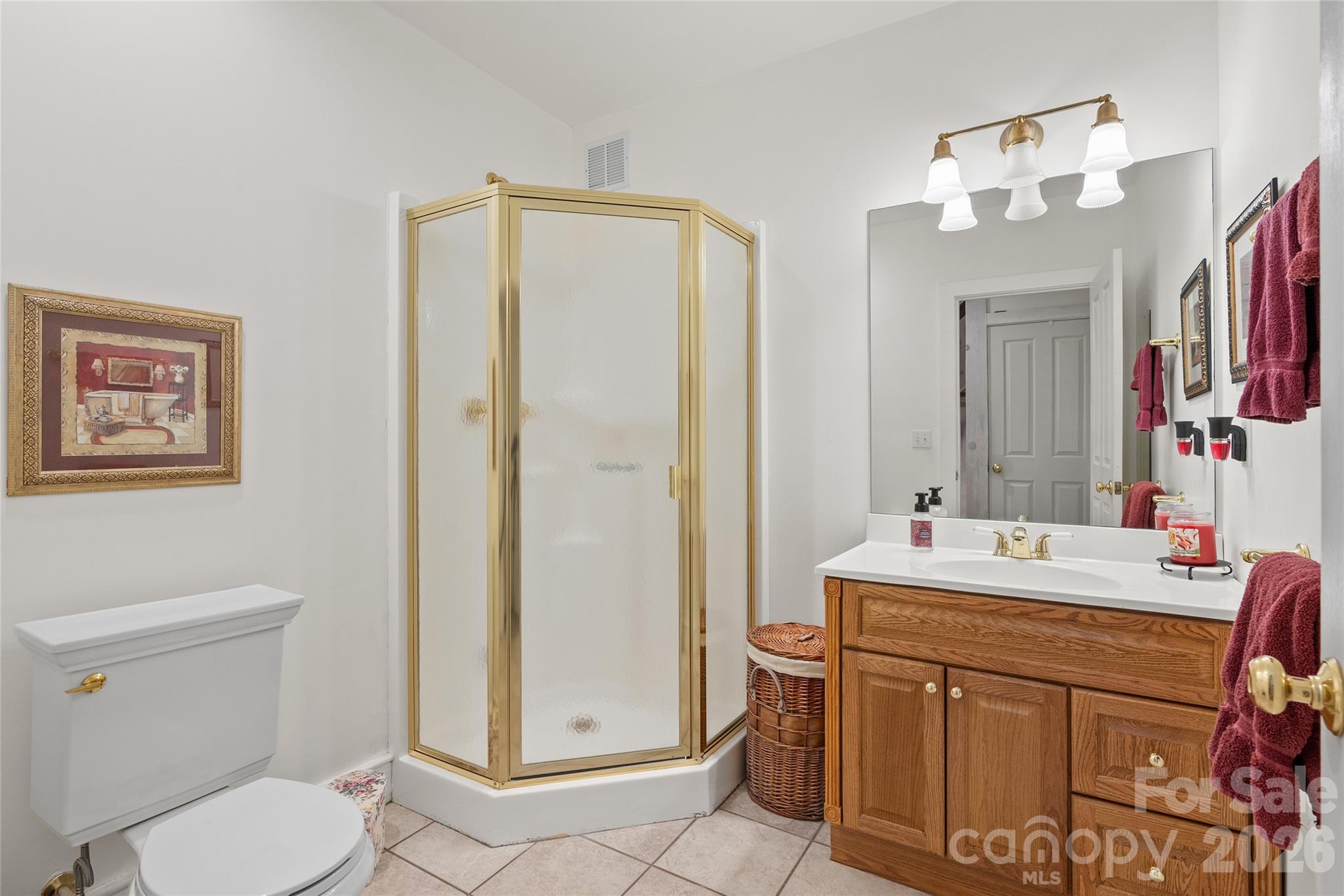 Single Family Residence at 33 Great Aspen Way, Black Mountain, photo 30 of 48