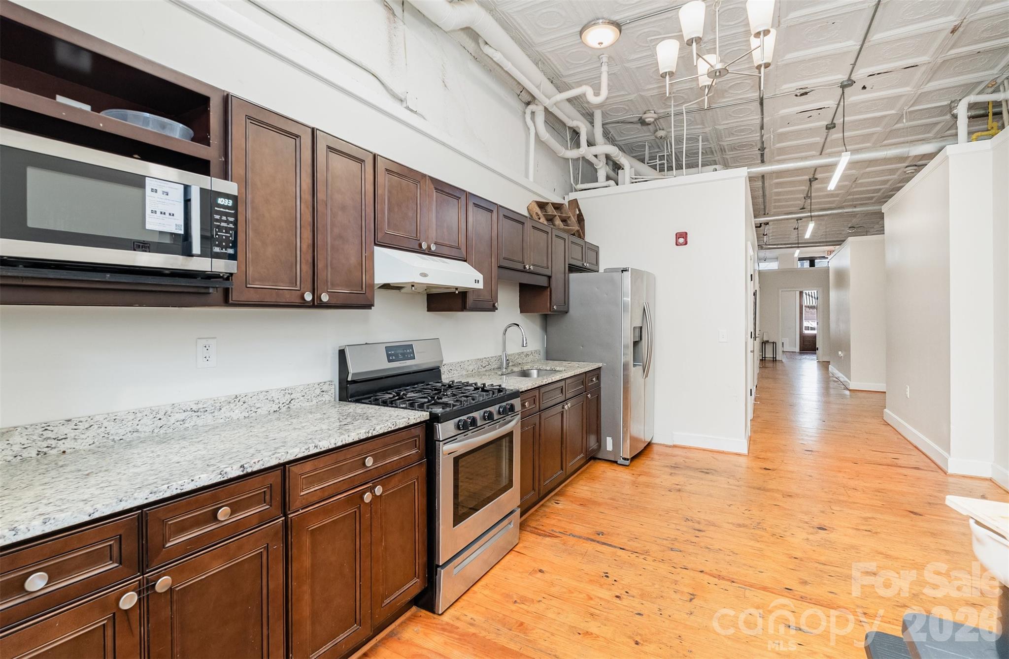 Apartment at 101 W Main Street, Union, photo 8 of 29
