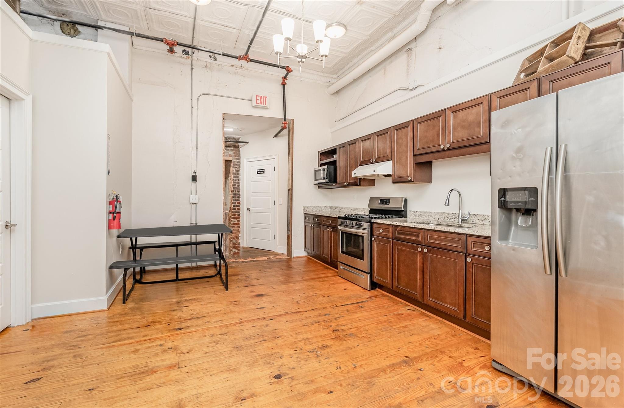Apartment at 101 W Main Street, Union, photo 10 of 29