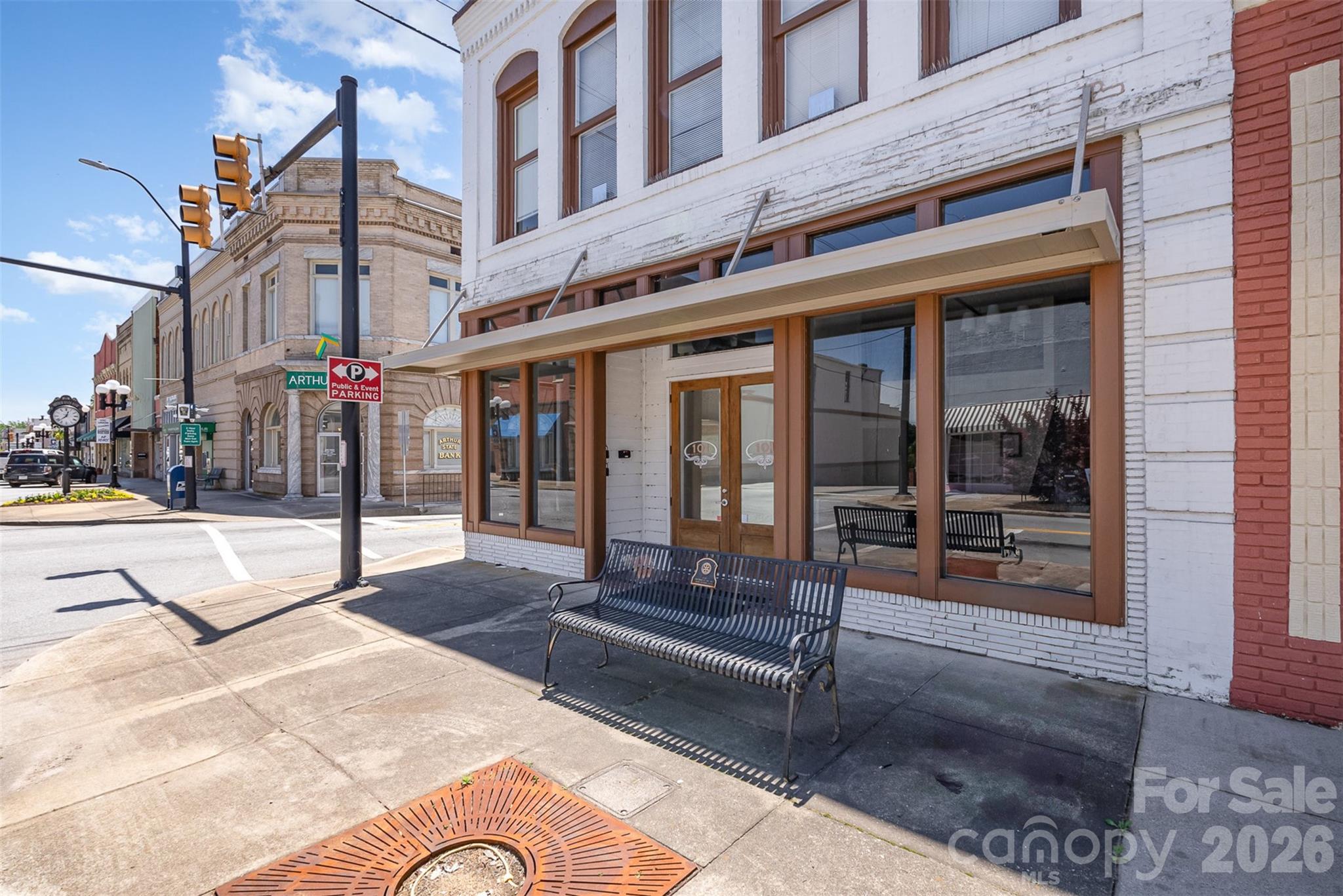 Apartment at 101 W Main Street, Union, photo 19 of 29