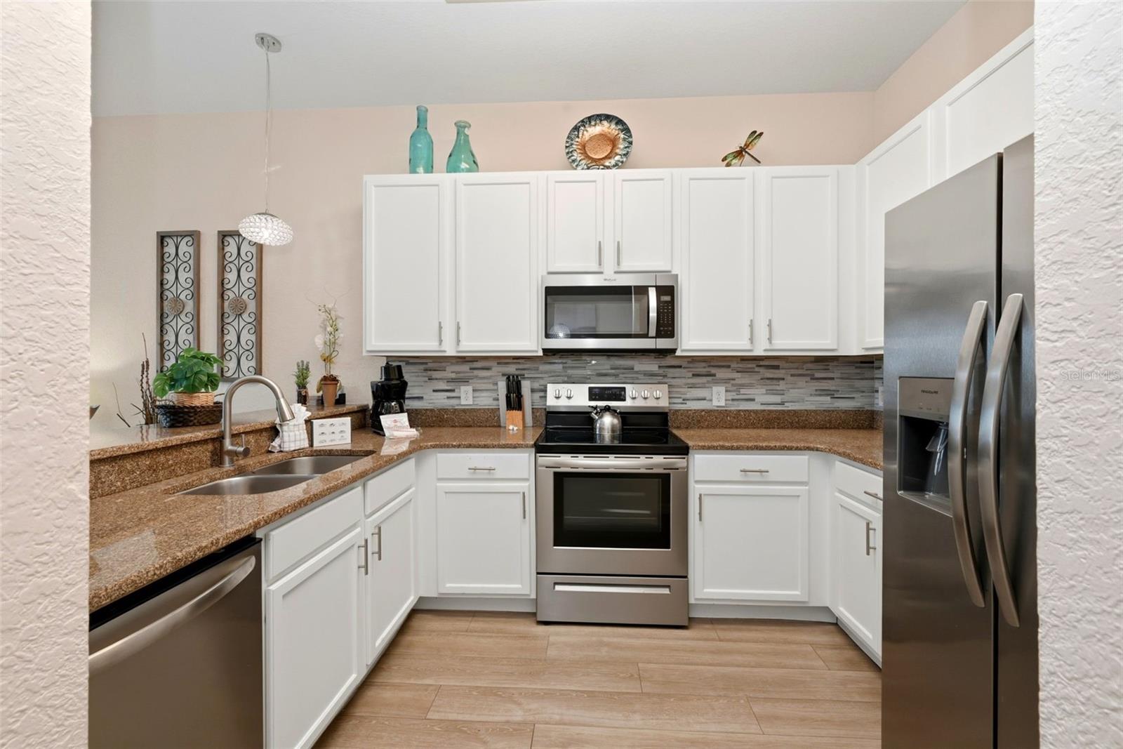 Condominium at 1014 GRAN BAHAMA BLVD #31-1014, DAVENPORT, photo 12 of 34