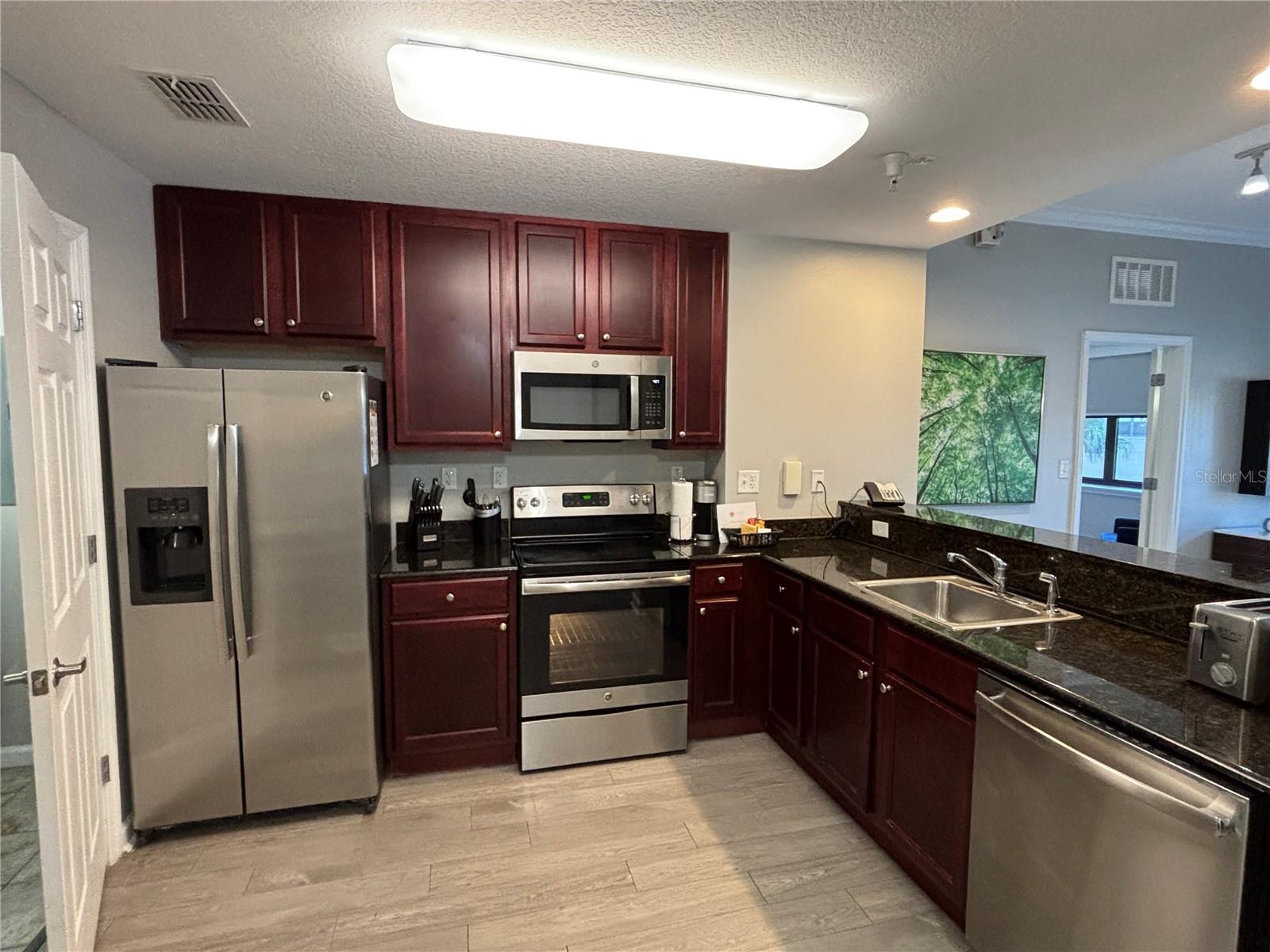 Condo - Hotel at 14501 GROVE RESORT AVE #1224, WINTER GARDEN, photo 5 of 39