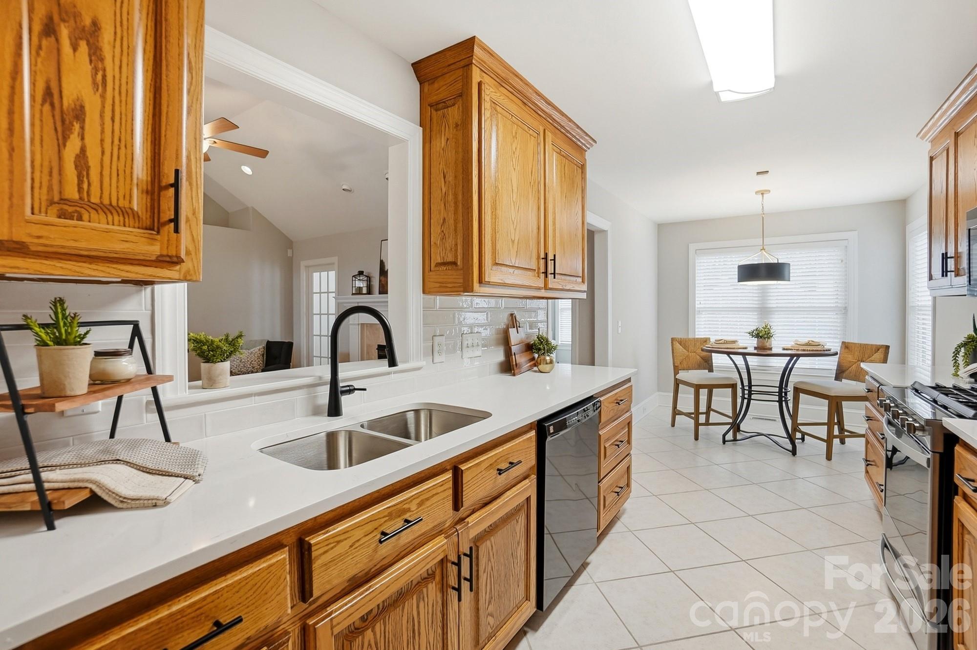 Single Family Residence at 6104 Charity Drive, Marshville, photo 15 of 48