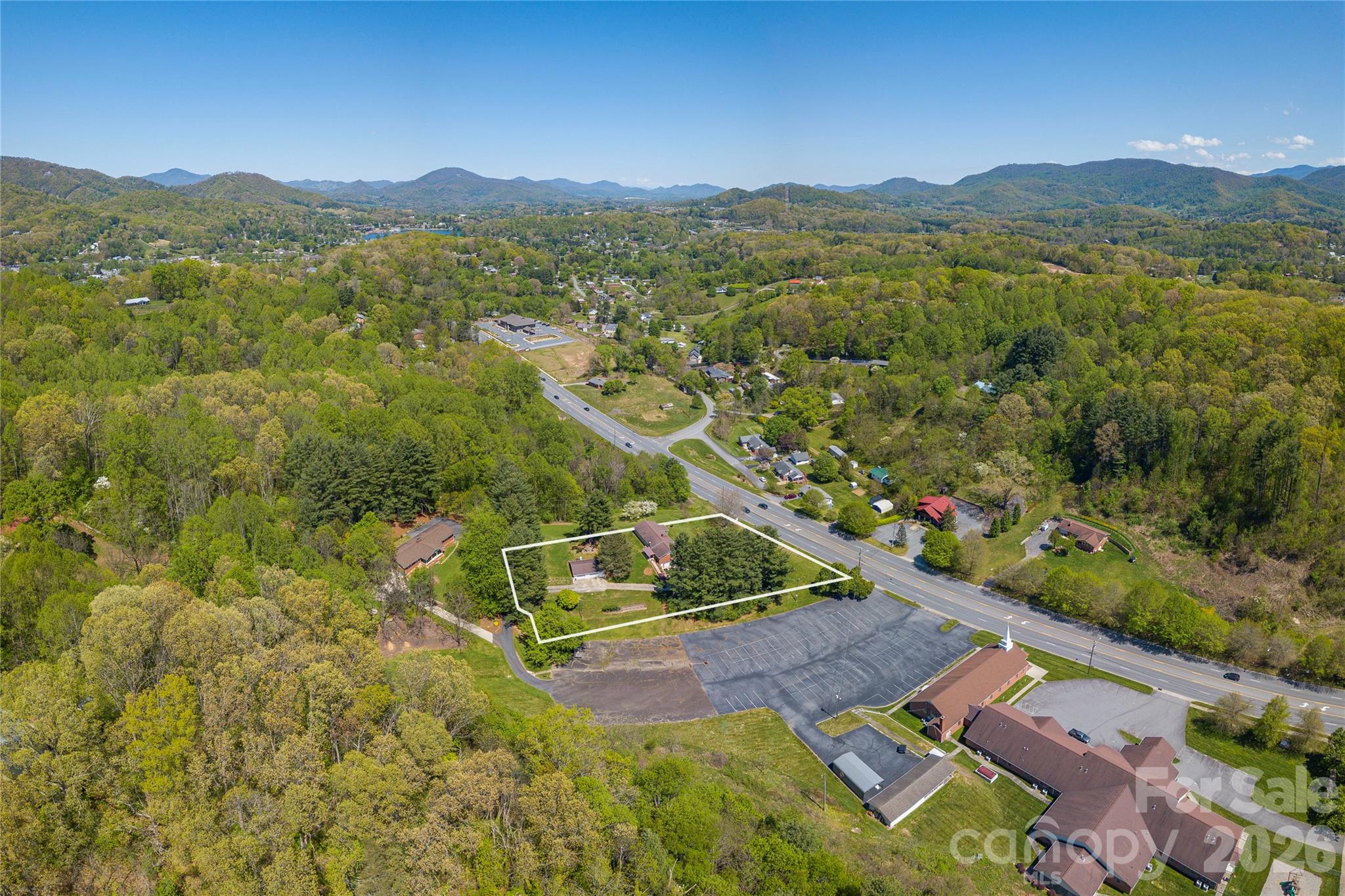 Special Purpose at 96 Tower Lane, Waynesville, photo 2 of 28