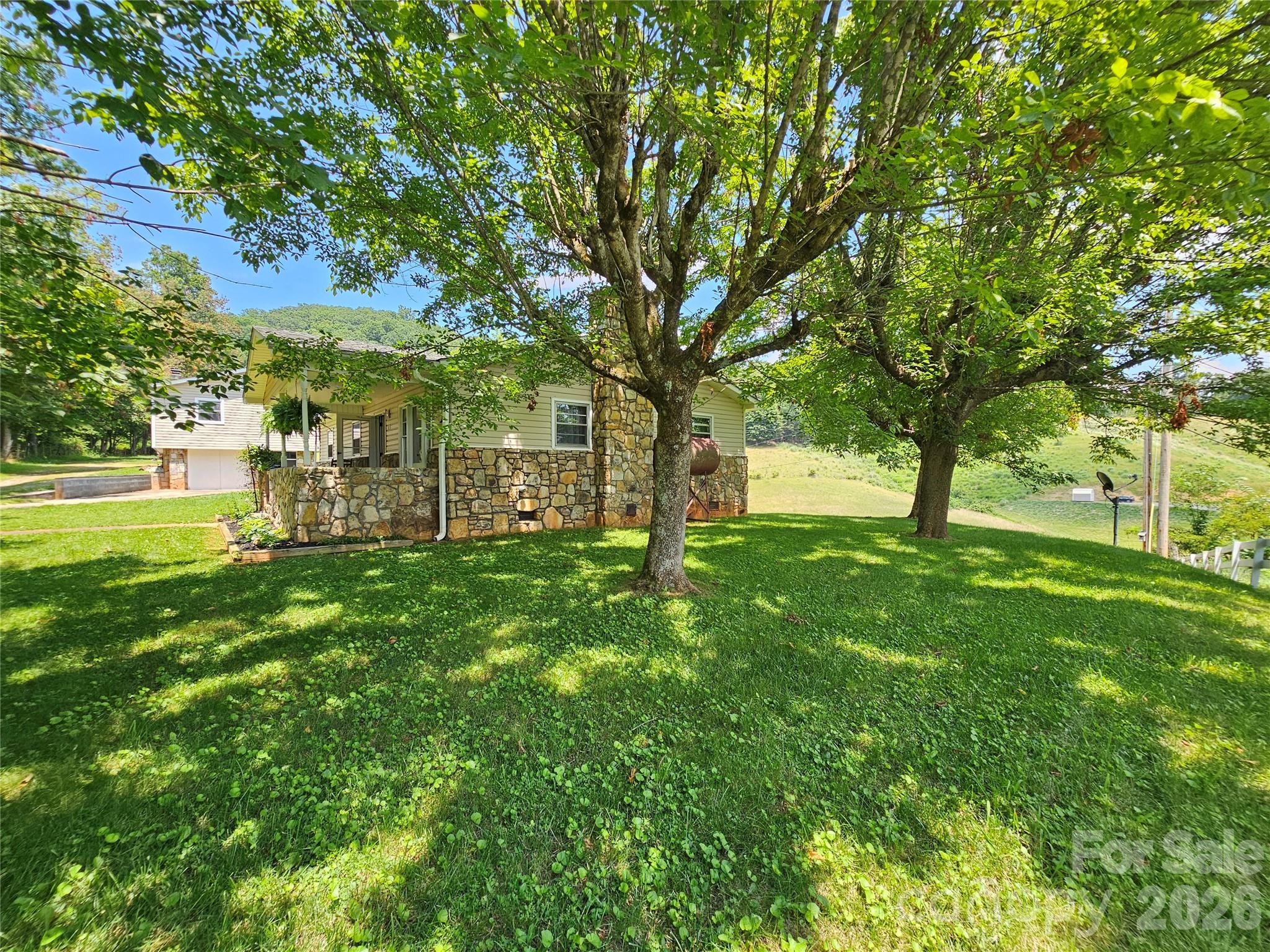 Single Family Residence at 560 Bailey Mountain Road, Mars Hill, photo 6 of 30