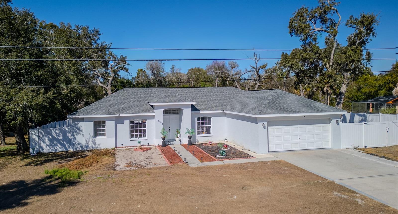 1007 TRYON CIR