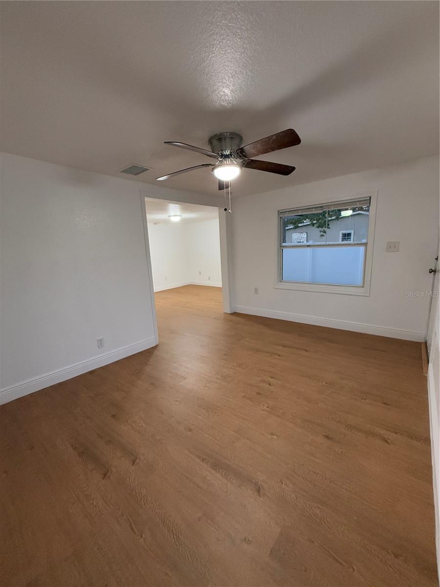 Single Family Residence at 636 COKE AVE, WINTER GARDEN, photo 5 of 15