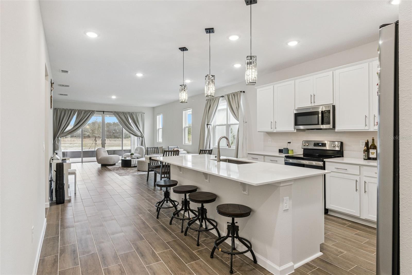 Single Family Residence at 654 HERITAGE SQUARE DR, HAINES CITY, photo 14 of 31