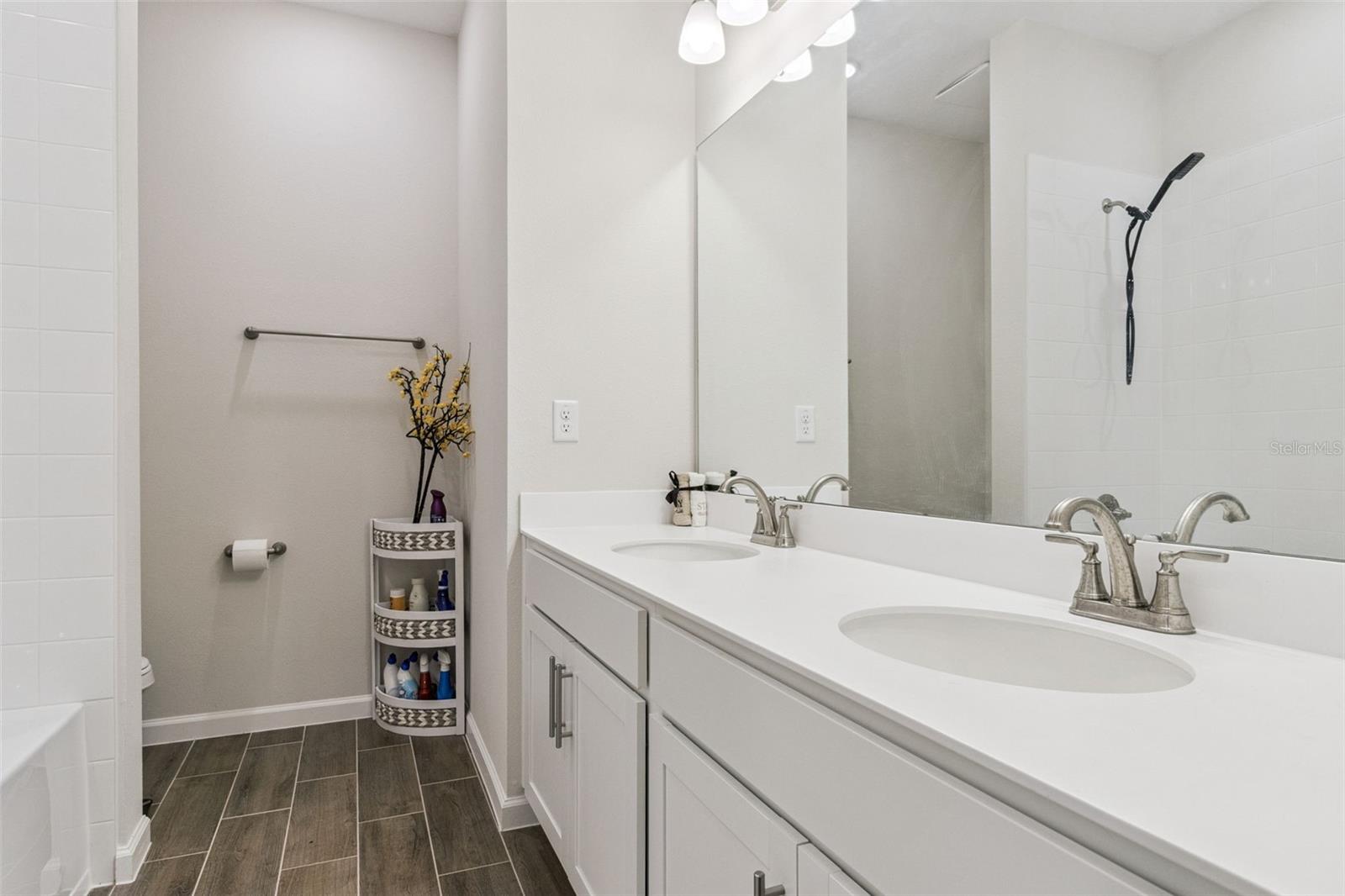Single Family Residence at 654 HERITAGE SQUARE DR, HAINES CITY, photo 22 of 31