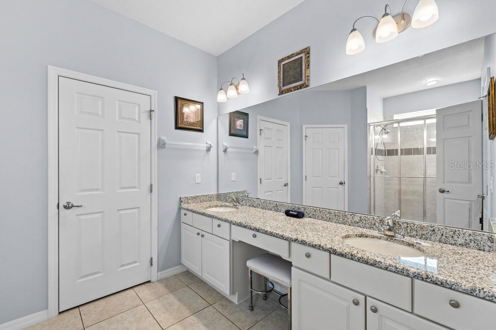Single Family Residence at 6009 BROAD OAK DR, DAVENPORT, photo 16 of 100