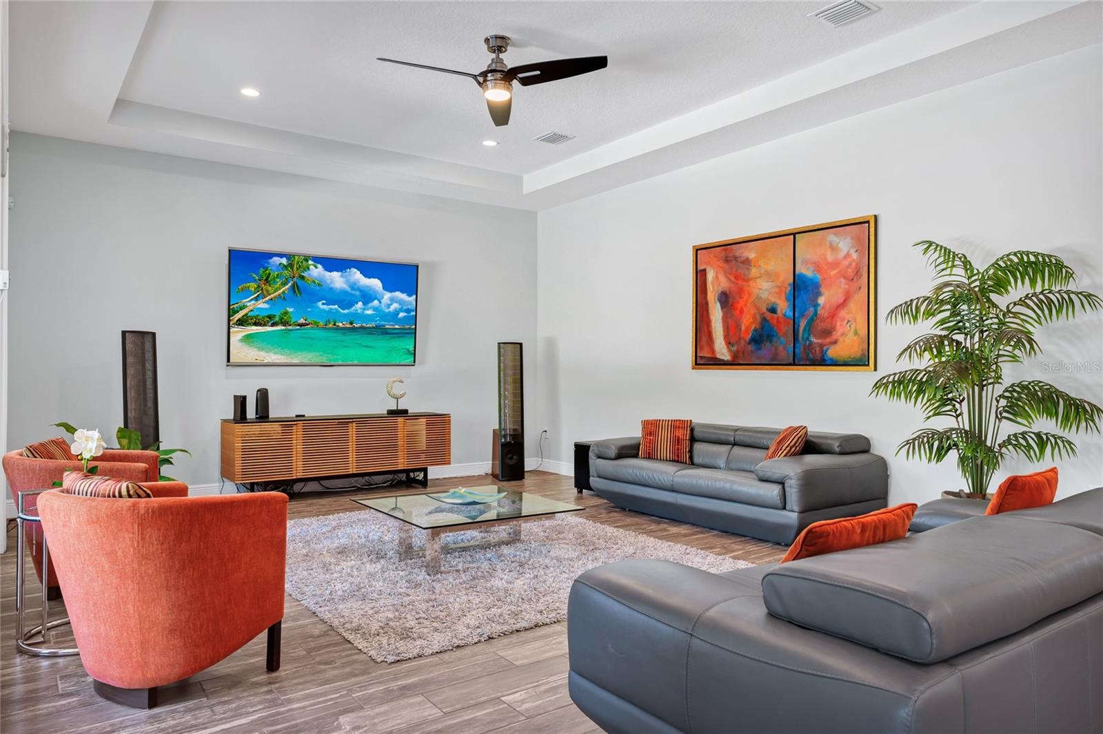 Single Family Residence at 15625 SYLVESTER PALM DR, WINTER GARDEN, photo 7 of 76