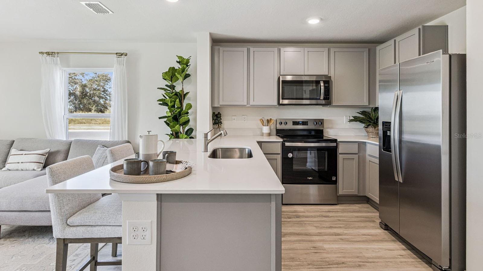 Townhouse at 2334 AVEENO AVE, HAINES CITY, photo 10 of 31