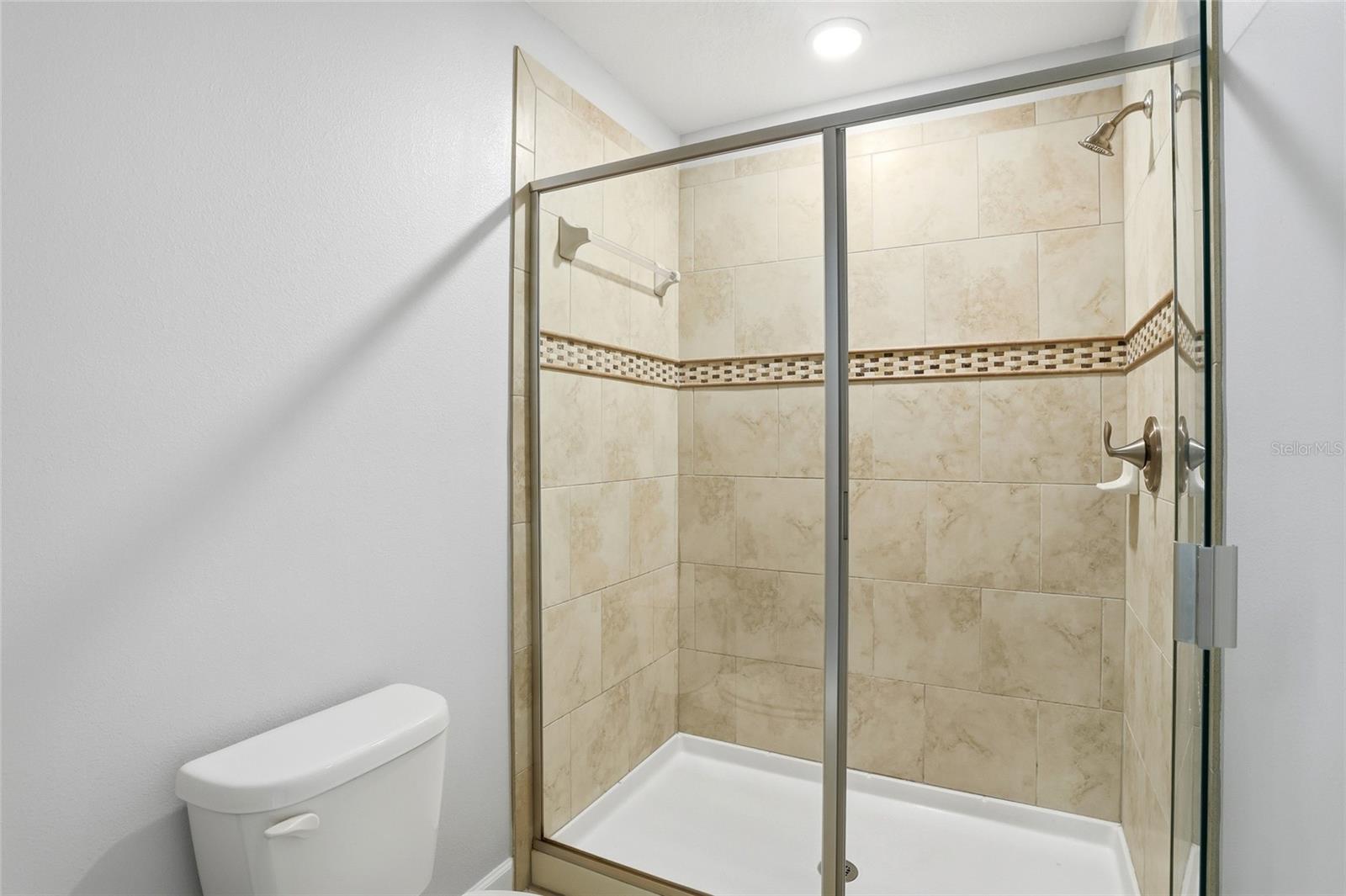 bathroom #5 - 9039 SHADOW MOUNTAIN ST, DAVENPORT