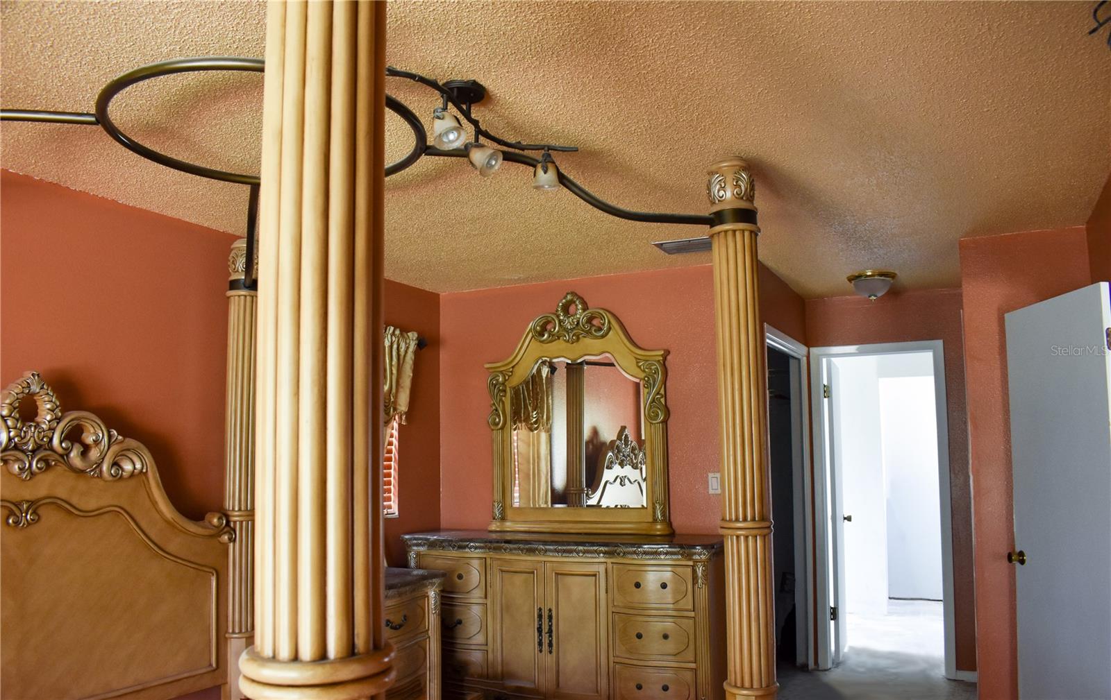Single Family Residence at 6336 WOODEN ST, NEW PORT RICHEY, photo 5 of 13