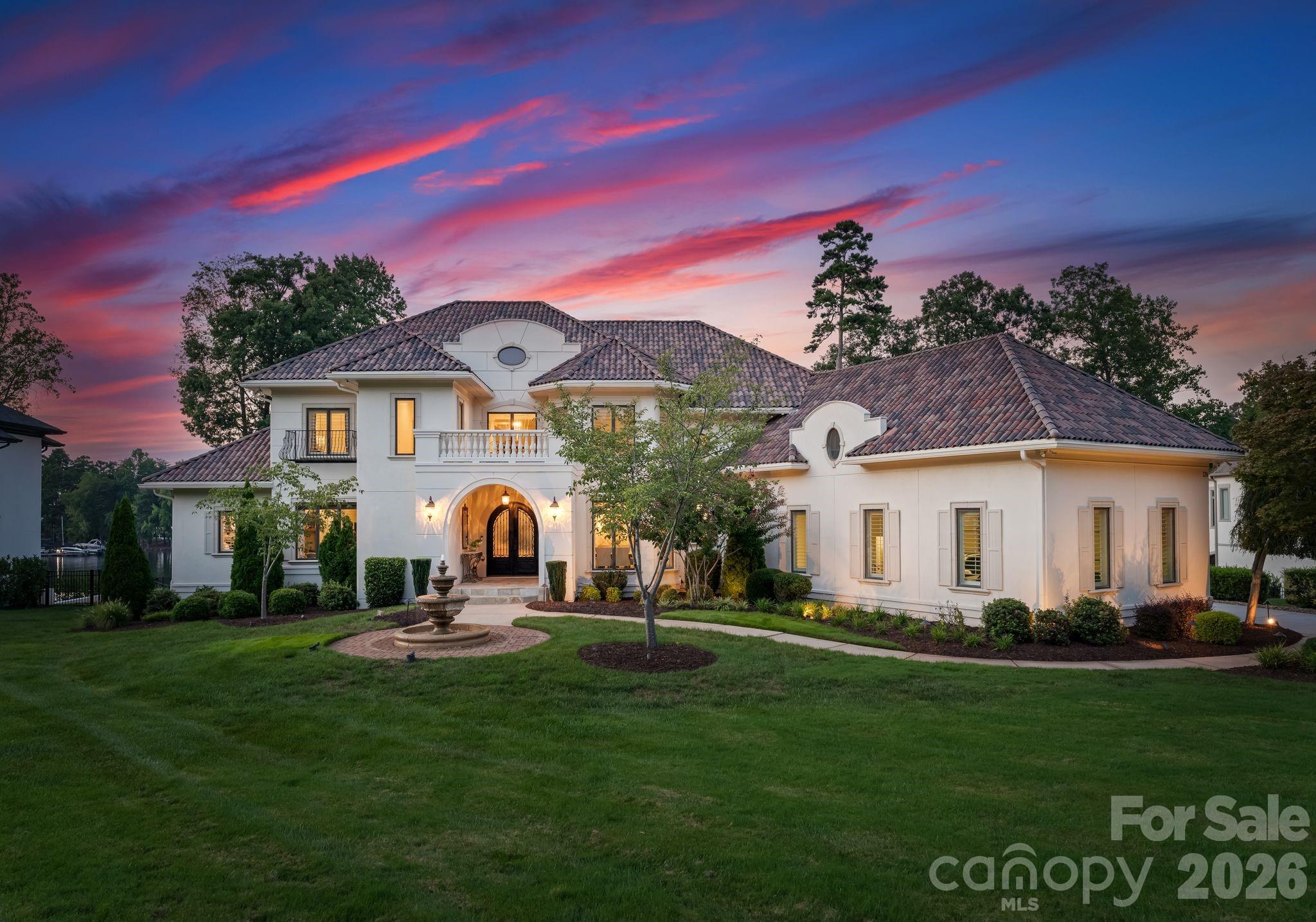 Single Family Residence at 124 Lightship Drive, Mooresville, photo 2 of 48