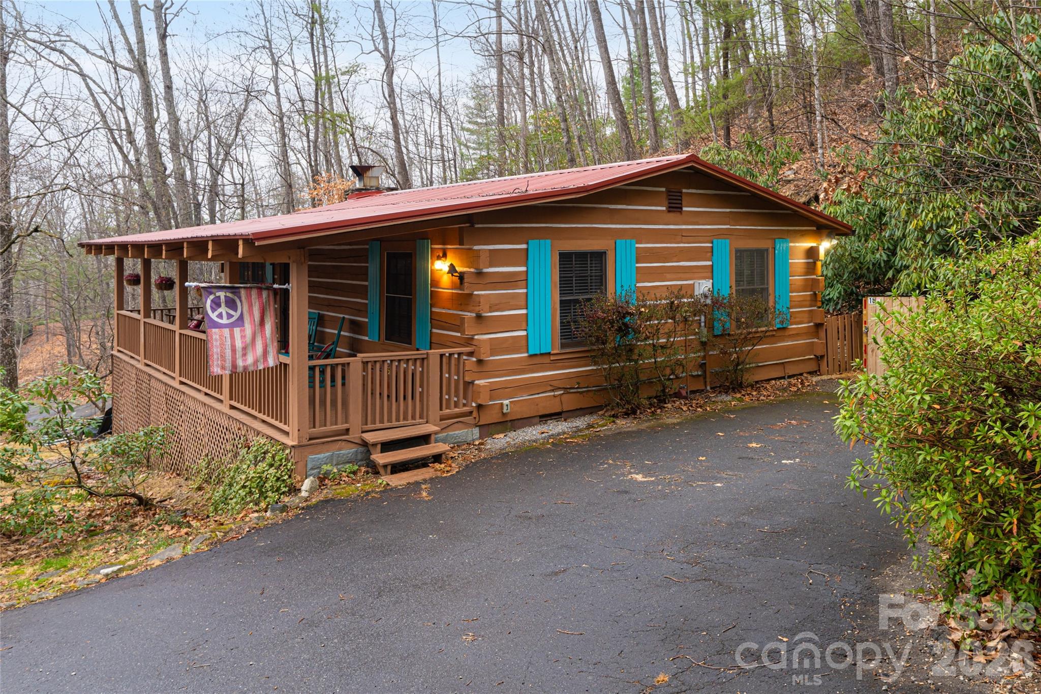 Single Family Residence at 16 Rocky Glen Trail, Black Mountain, photo 4 of 47