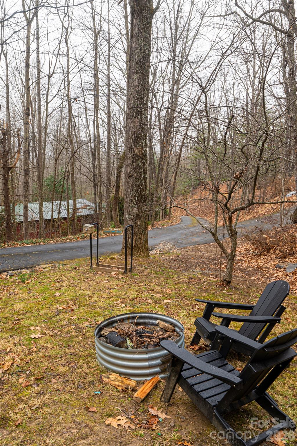 Single Family Residence at 16 Rocky Glen Trail, Black Mountain, photo 7 of 47