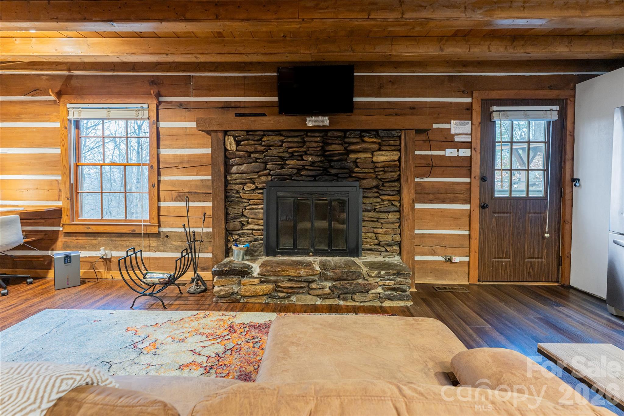 Single Family Residence at 16 Rocky Glen Trail, Black Mountain, photo 14 of 47