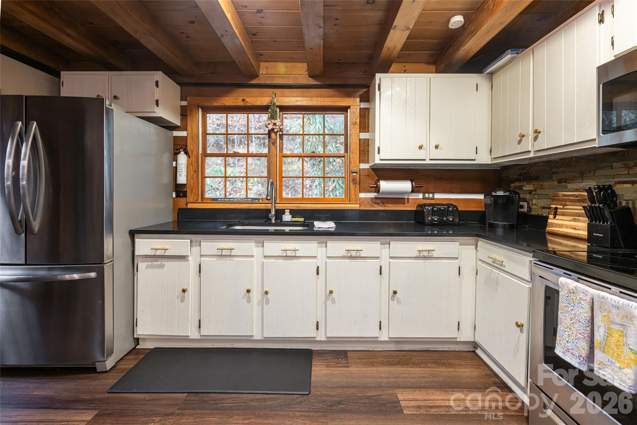 Single Family Residence at 16 Rocky Glen Trail, Black Mountain, photo 20 of 47