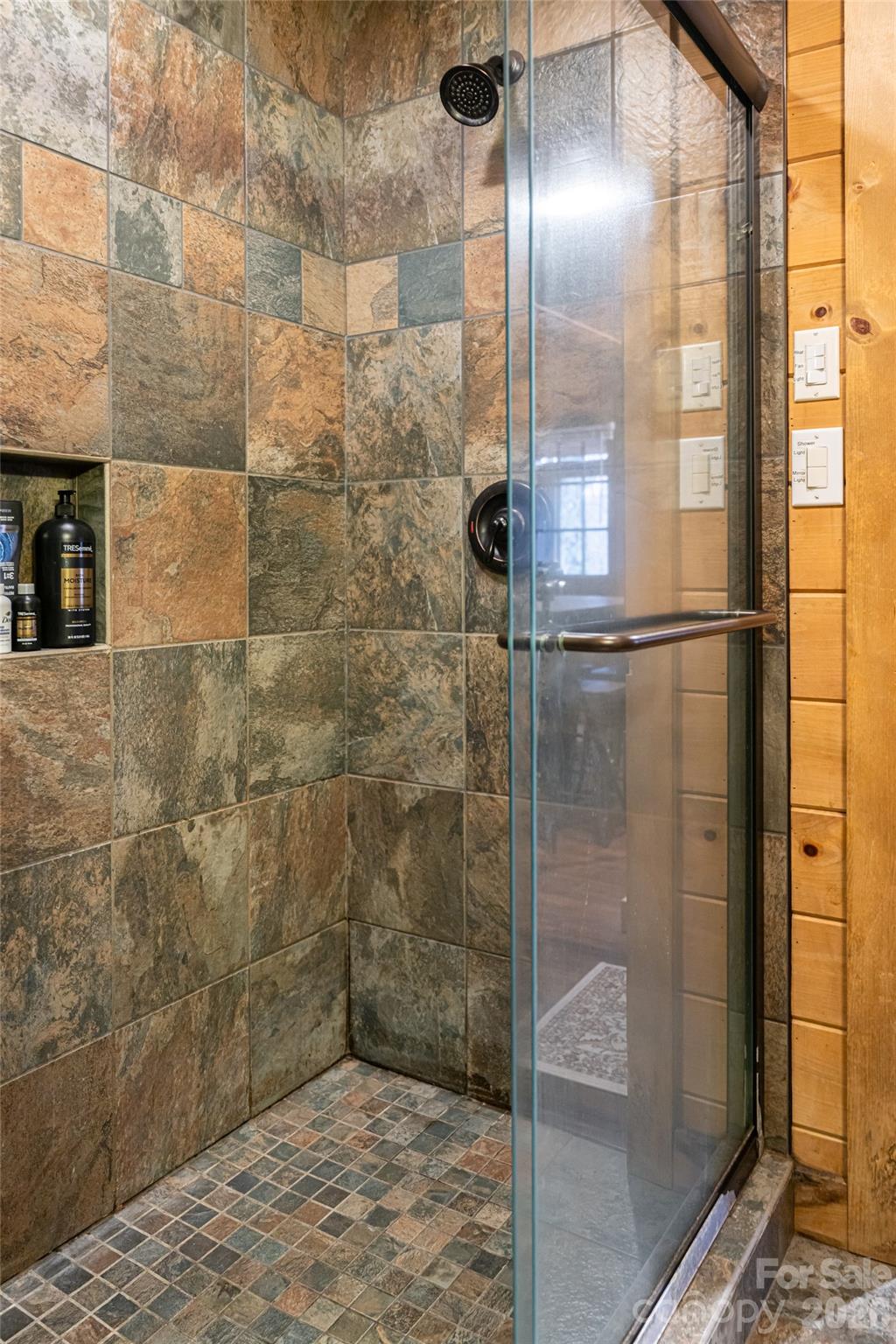 Single Family Residence at 16 Rocky Glen Trail, Black Mountain, photo 29 of 47