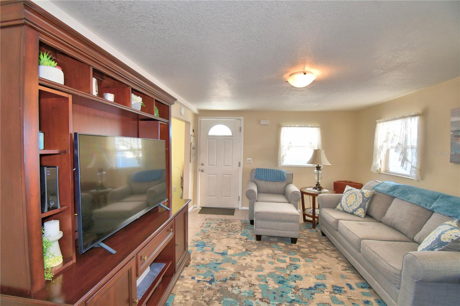 Manufactured Home at 251 PATTERSON RD #B26, HAINES CITY, photo 8 of 41