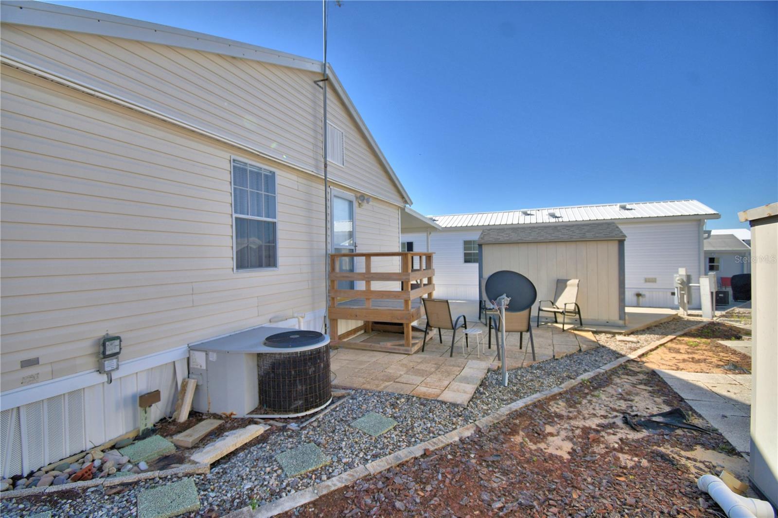 Manufactured Home at 251 PATTERSON RD #B26, HAINES CITY, photo 29 of 41