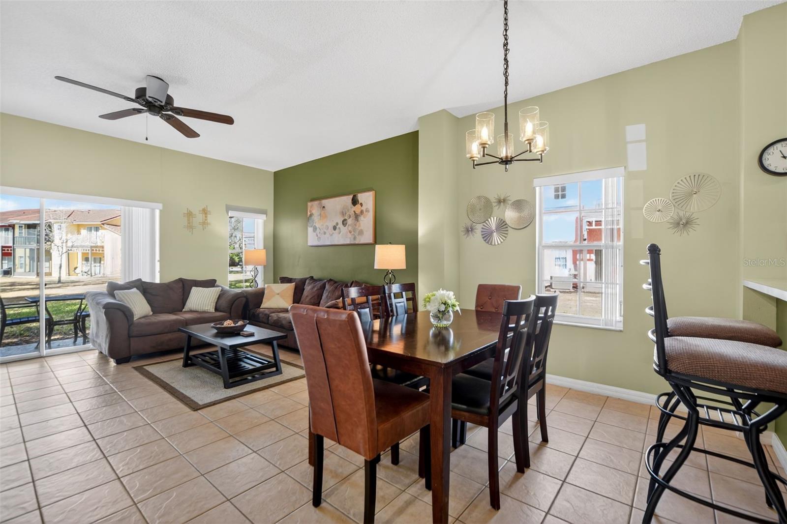 Townhouse at 8538 CRYSTAL COVE LOOP, KISSIMMEE, photo 14 of 61