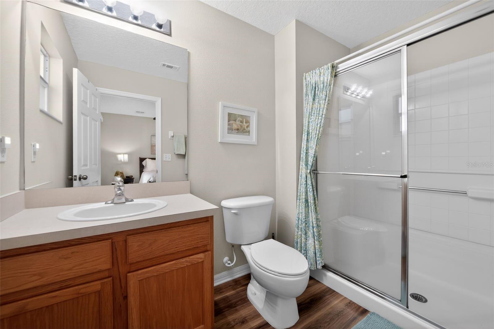 Main Bathroom - 8538 CRYSTAL COVE LOOP, KISSIMMEE