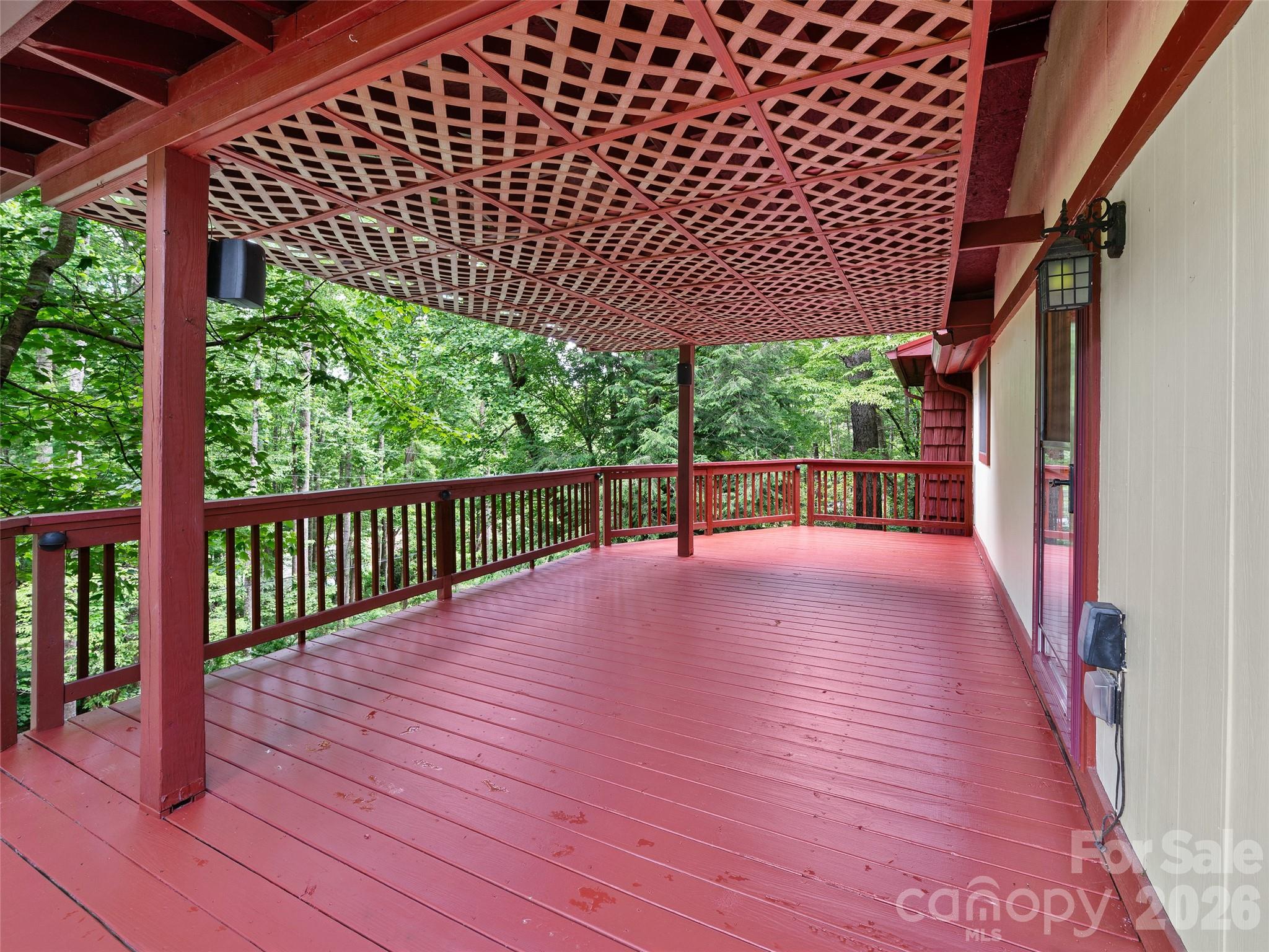 Large entertaining deck. - 125 HEARTLAND Lane, Burnsville