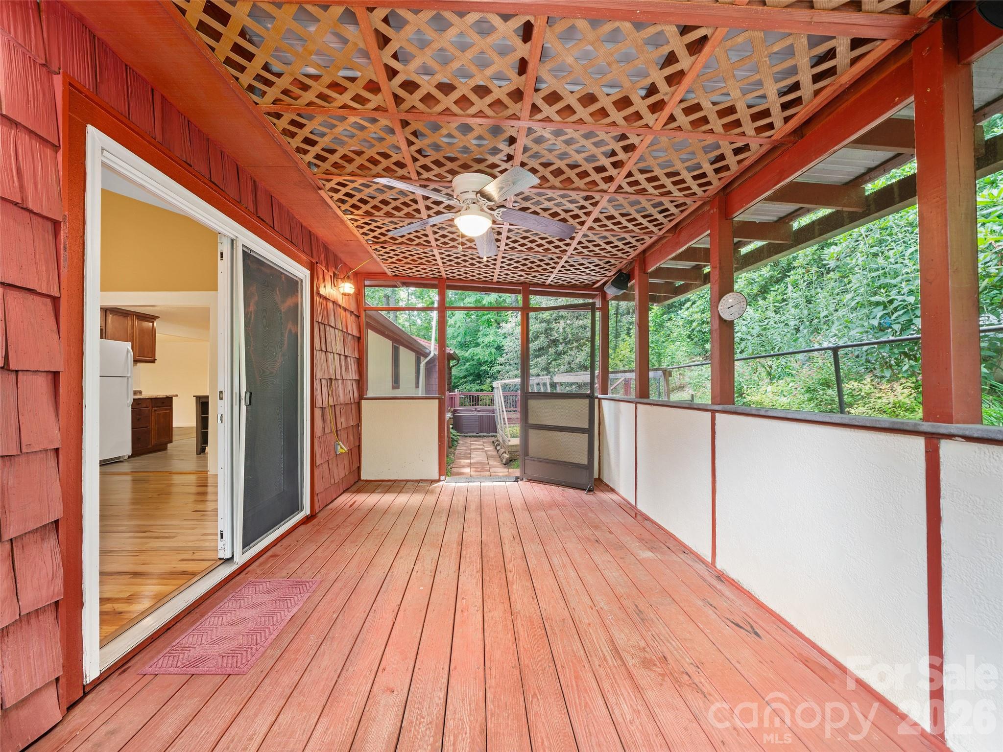 Screened back porch, exit to back of house. - 125 HEARTLAND Lane, Burnsville