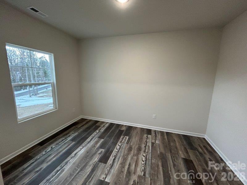 Single Family Residence at 5155 Mark Drive NE, Hickory, photo 2 of 30