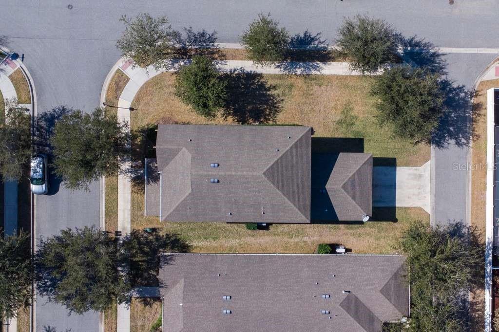 Single Family Residence at 15043 PIGEON PLUM LN, WINTER GARDEN, photo 3 of 23