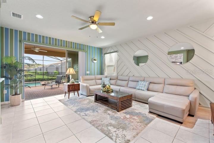 Single Family Residence at 1627 LIMA AVE, KISSIMMEE, photo 7 of 61