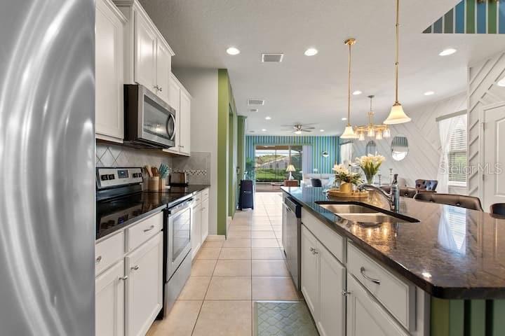 Single Family Residence at 1627 LIMA AVE, KISSIMMEE, photo 10 of 61