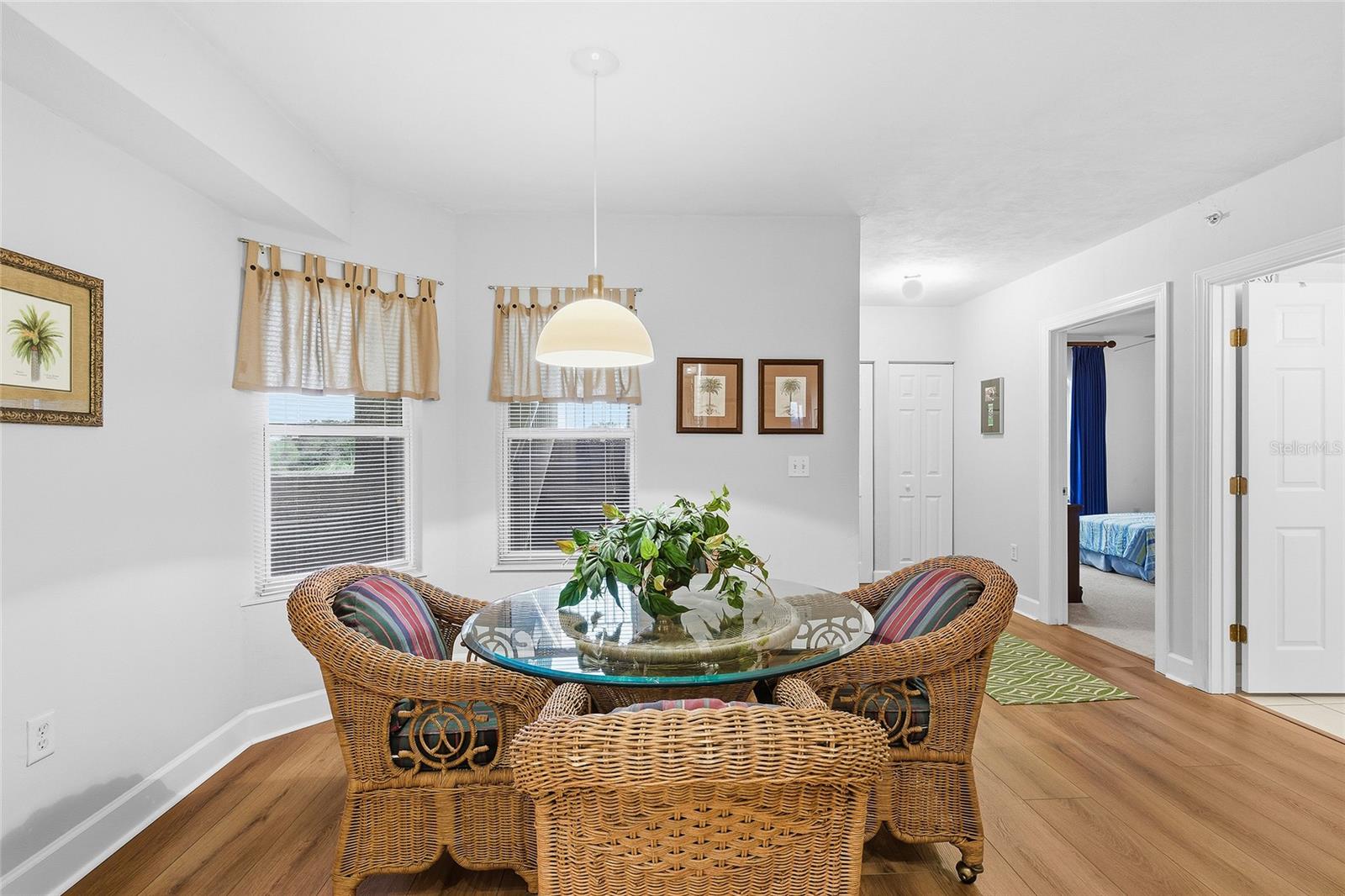 Dinette Area - Great for coffee or cards - 426 BOUCHELLE DR #301, NEW SMYRNA BEACH
