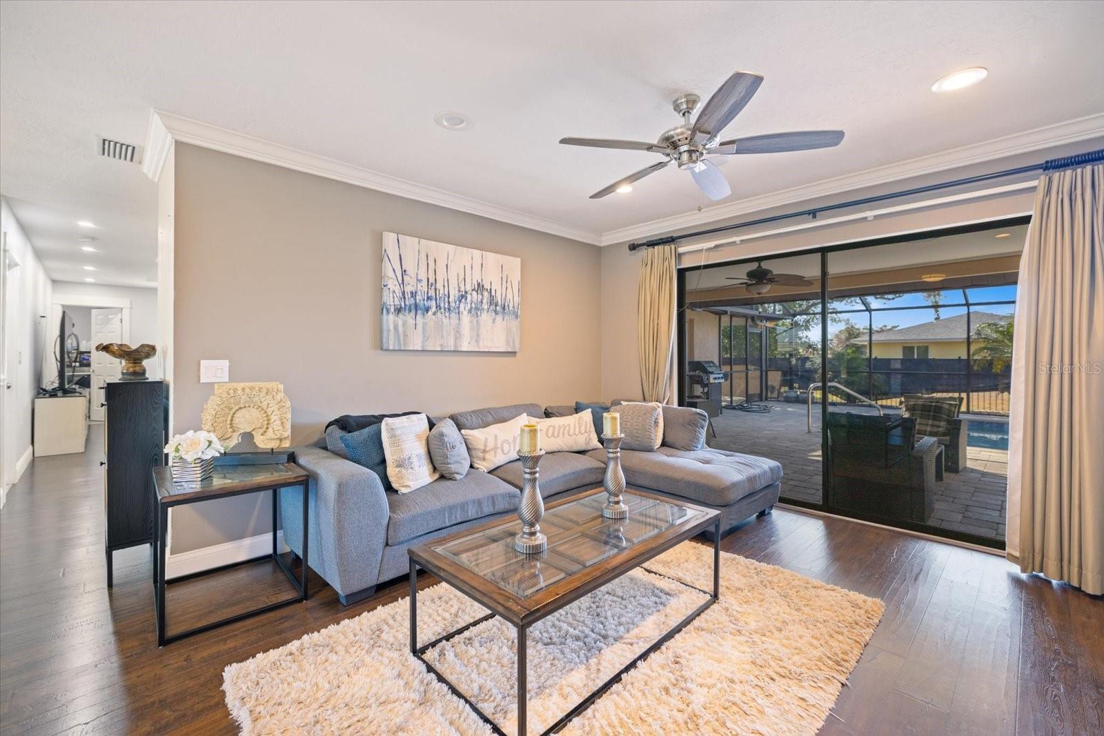 Single Family Residence at 1627 DEL MONTE CT, VENICE, photo 7 of 76