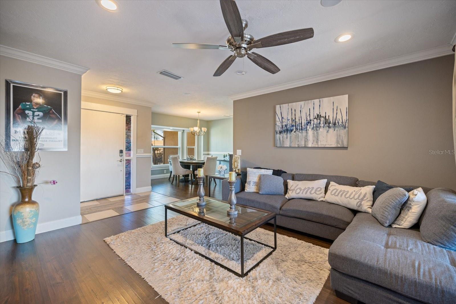 Single Family Residence at 1627 DEL MONTE CT, VENICE, photo 8 of 76