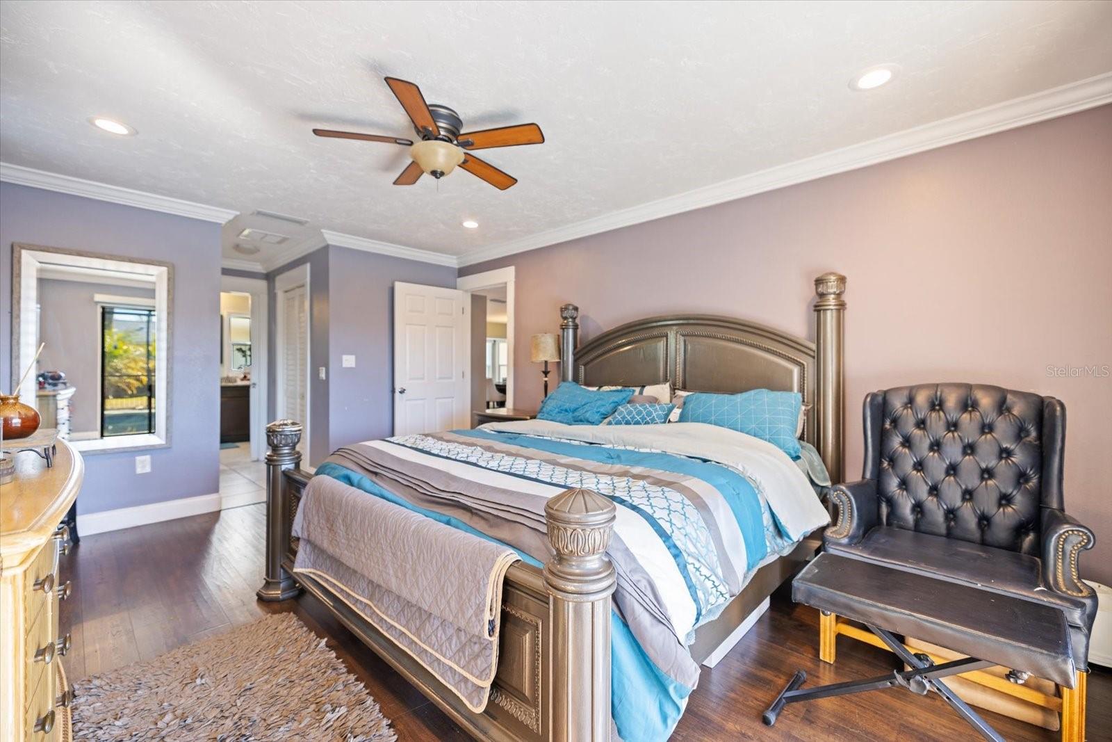 MASTER BEDROOM - 1627 DEL MONTE CT, VENICE