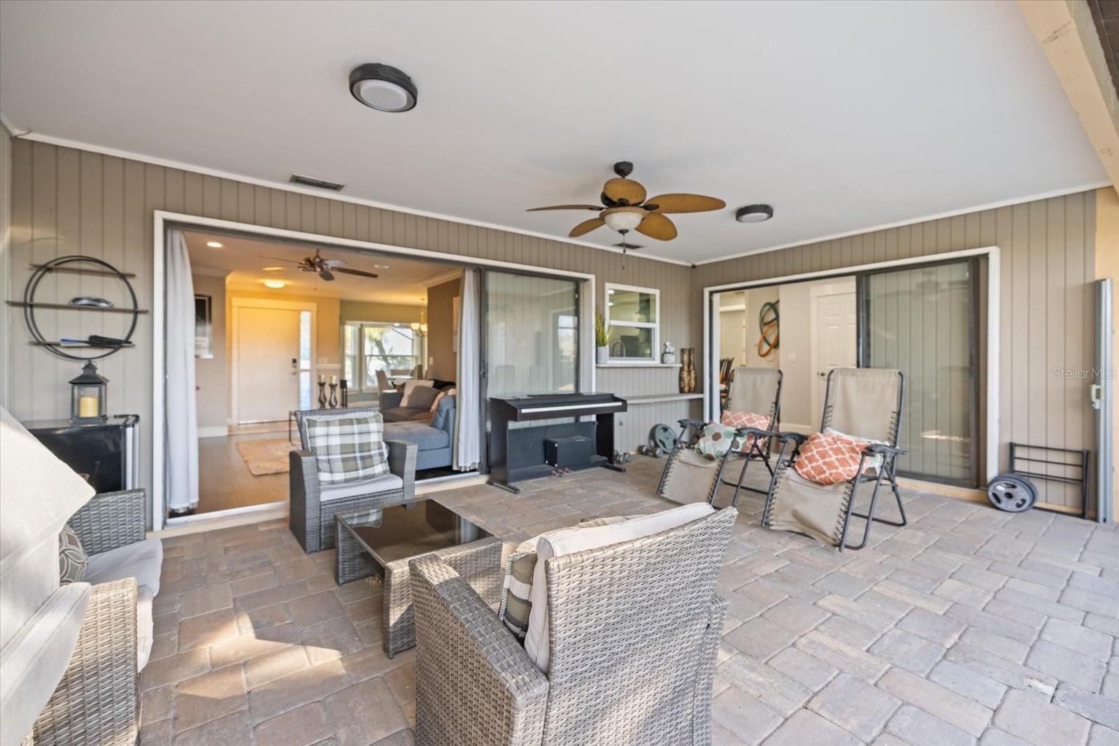 Single Family Residence at 1627 DEL MONTE CT, VENICE, photo 37 of 76