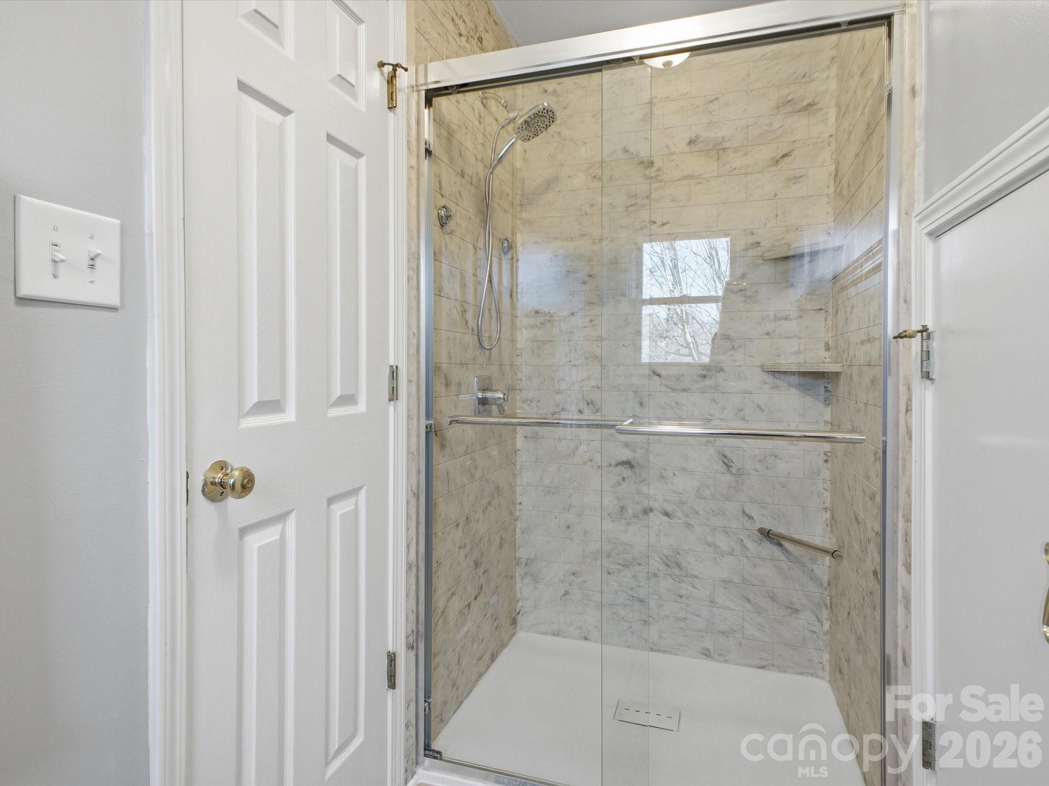 Single Family Residence at 109 Elk Court, Mount Holly, photo 28 of 44