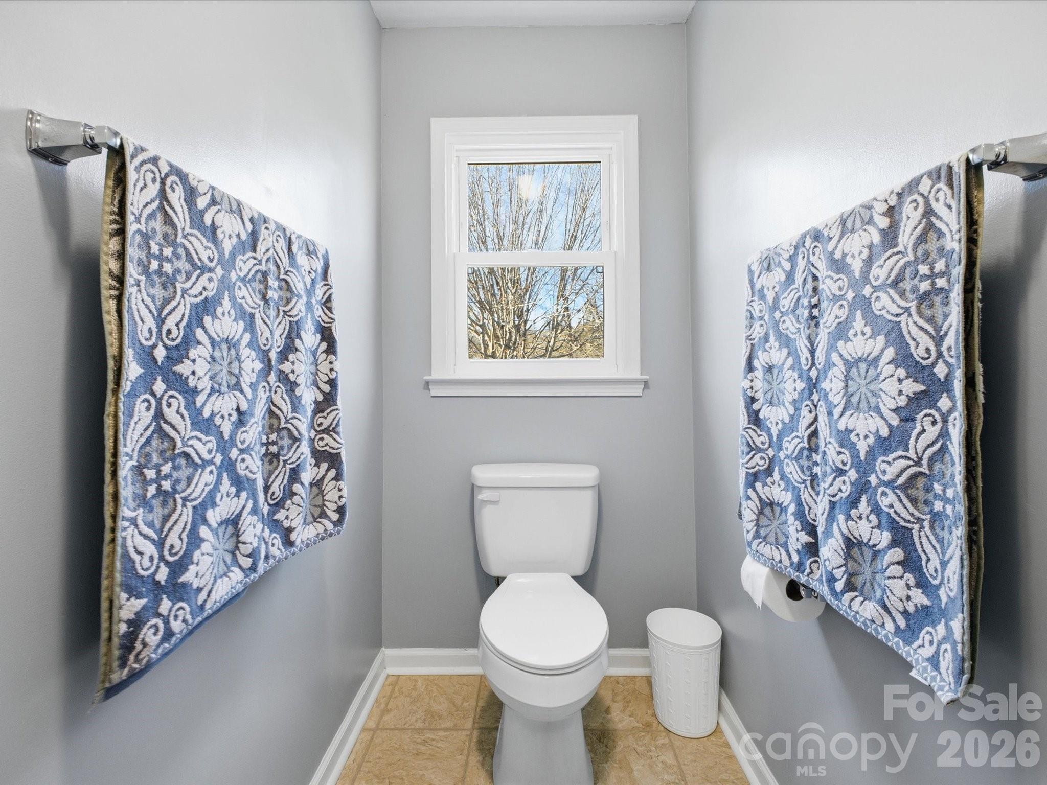 Single Family Residence at 109 Elk Court, Mount Holly, photo 29 of 44