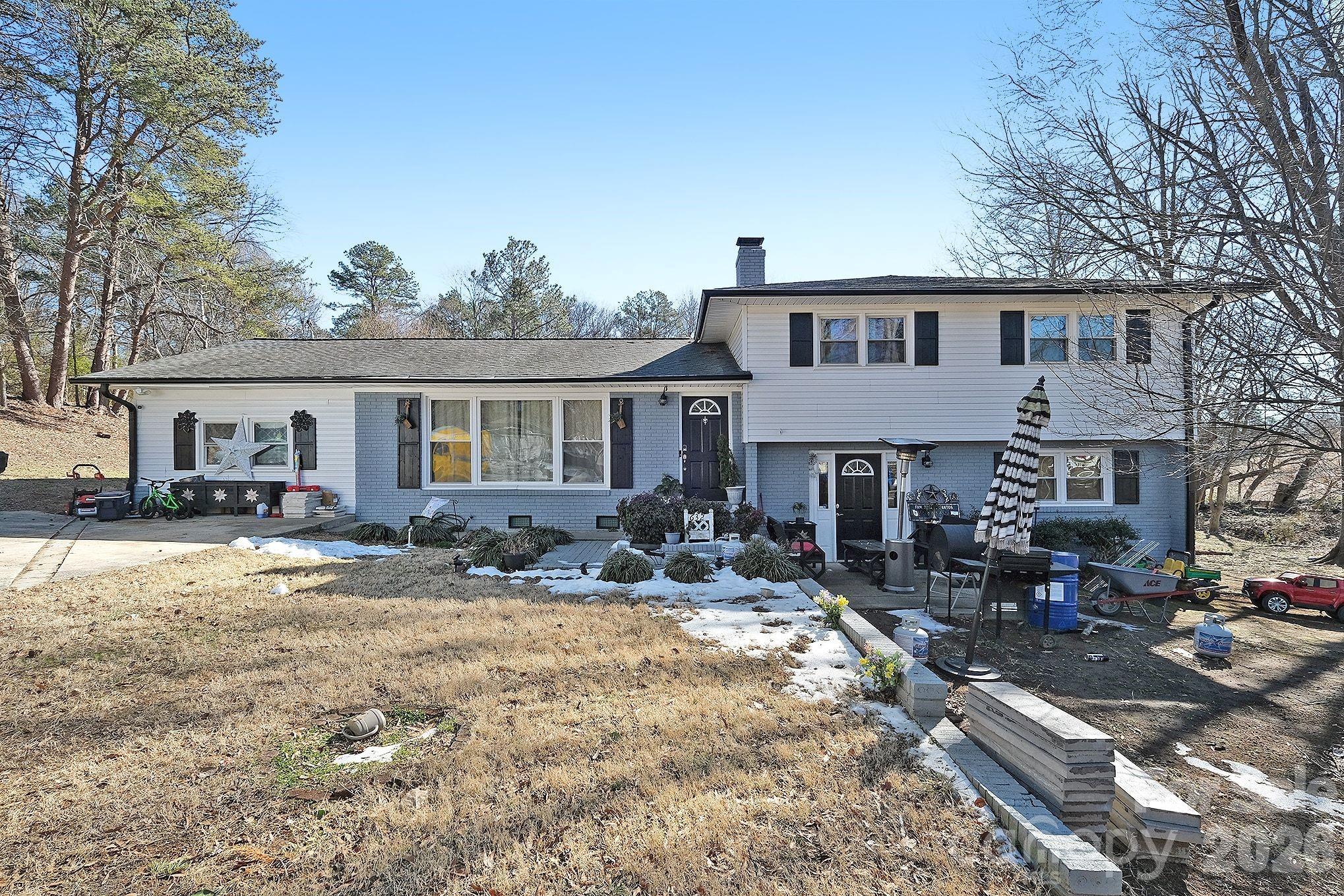Single Family Residence at 632 Treasure Drive SW, Concord, photo 41 of 45
