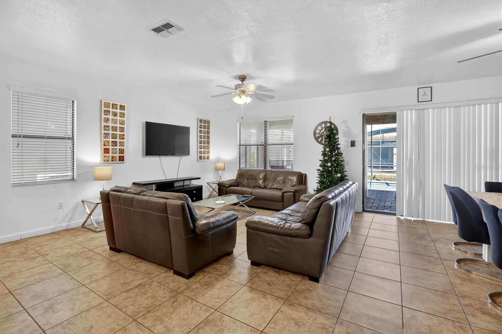 Single Family Residence at 9107 EL CARO LN, DAVENPORT, photo 10 of 100